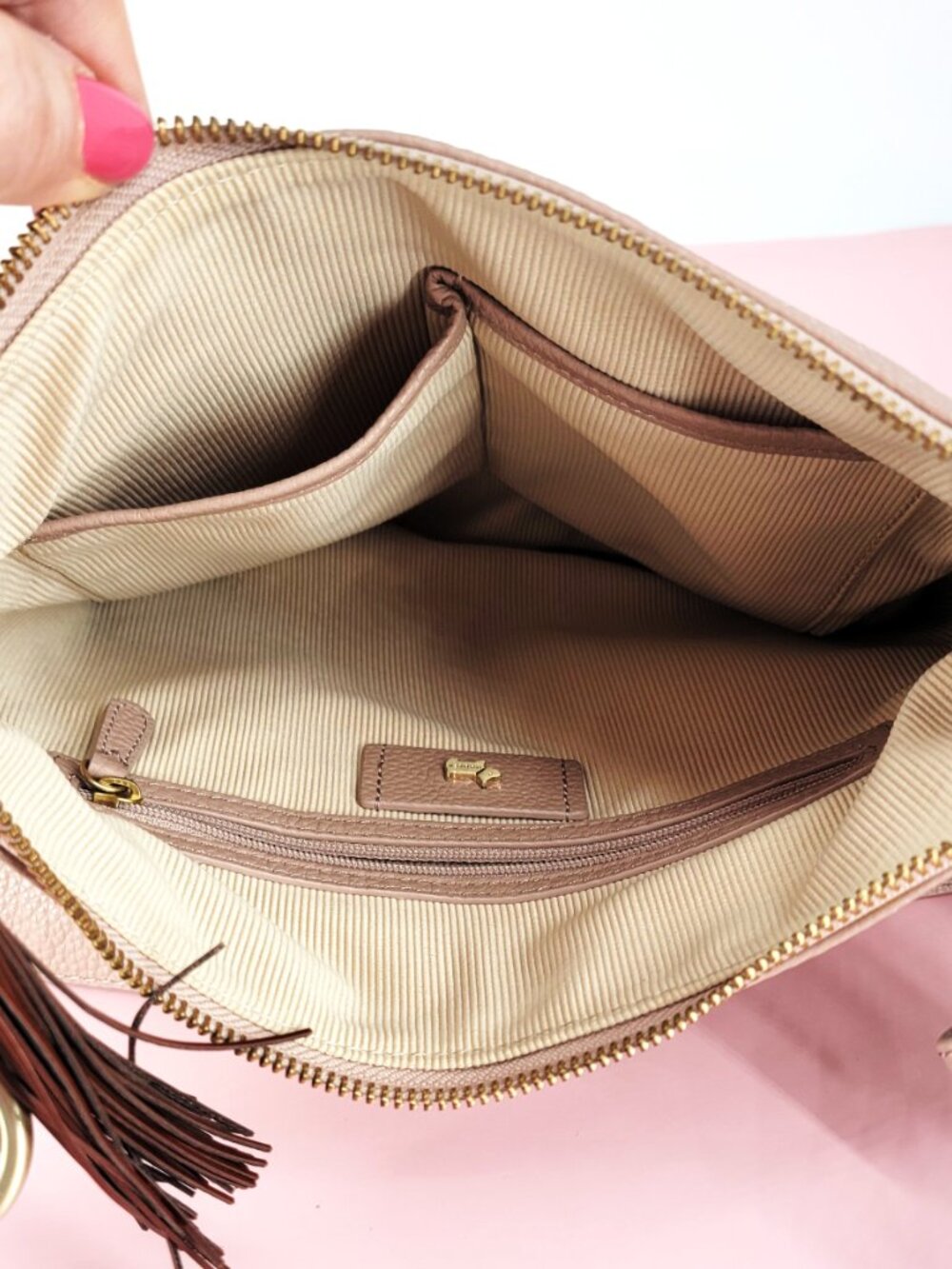 Radley London NWOT Blush Pebble Leather Pudding Lane Crossbody Hobo Bag Expands - Picture 12 of 16